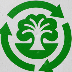 should-the-uk-be-doing-more-to-encourage-recycling icon